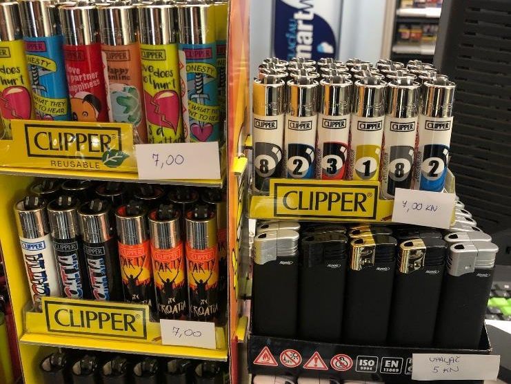 Стойки CLIPPER в магазине в Хорватии